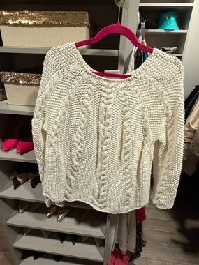Liz Claiborne Cream Cable Knit Scoop Neck Sweater